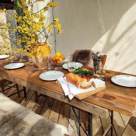 Holiday home French Countryside 2-bed House Saint-Georges-des-Agouts